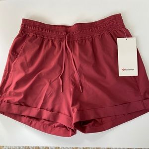 Lululemon Spring Break Away Short 3”